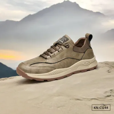 Universal React Sneaker